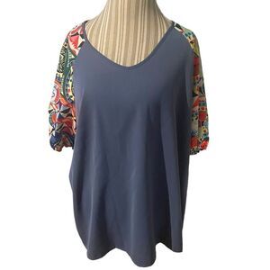 Curve size 2X top like new without tags see pics awesome look